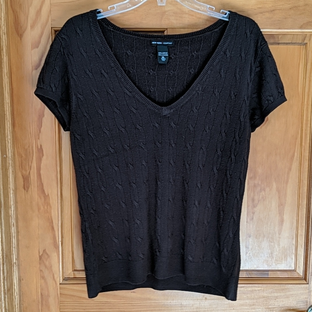 New York & company short sleeve sweater